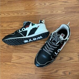 W6YZ Black and White Men's Sneakers